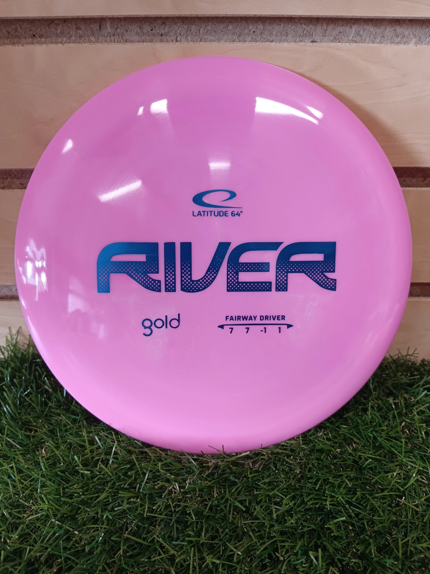 Latitude 64 Gold River - DiscIn