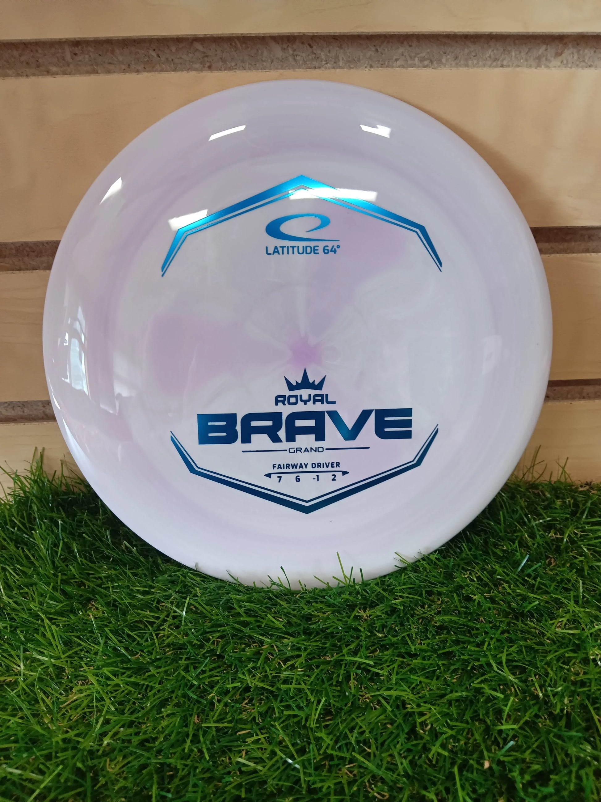 Latitude 64 Royal Grand Brave - DiscIn