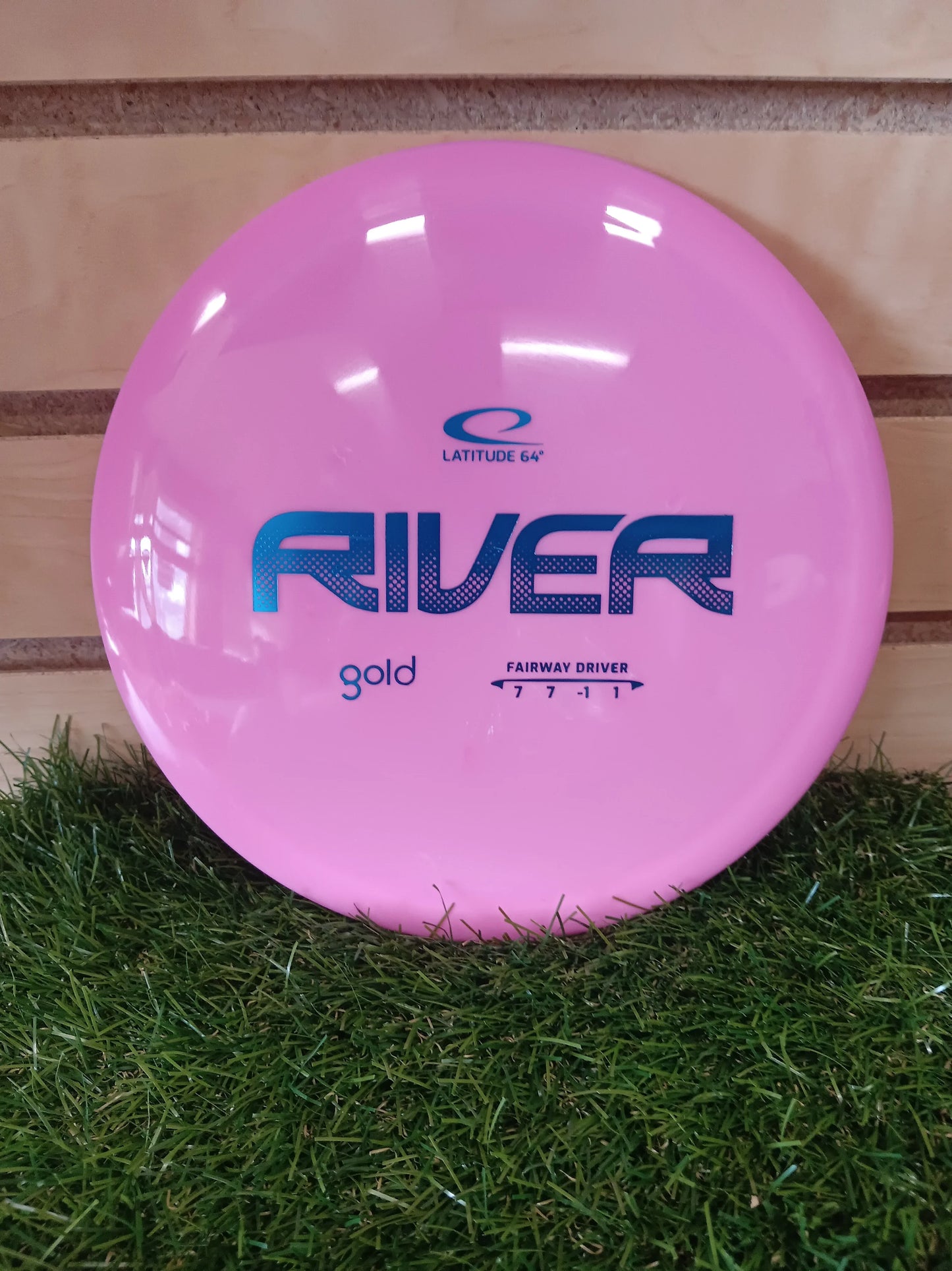 Latitude 64 Gold River - DiscIn