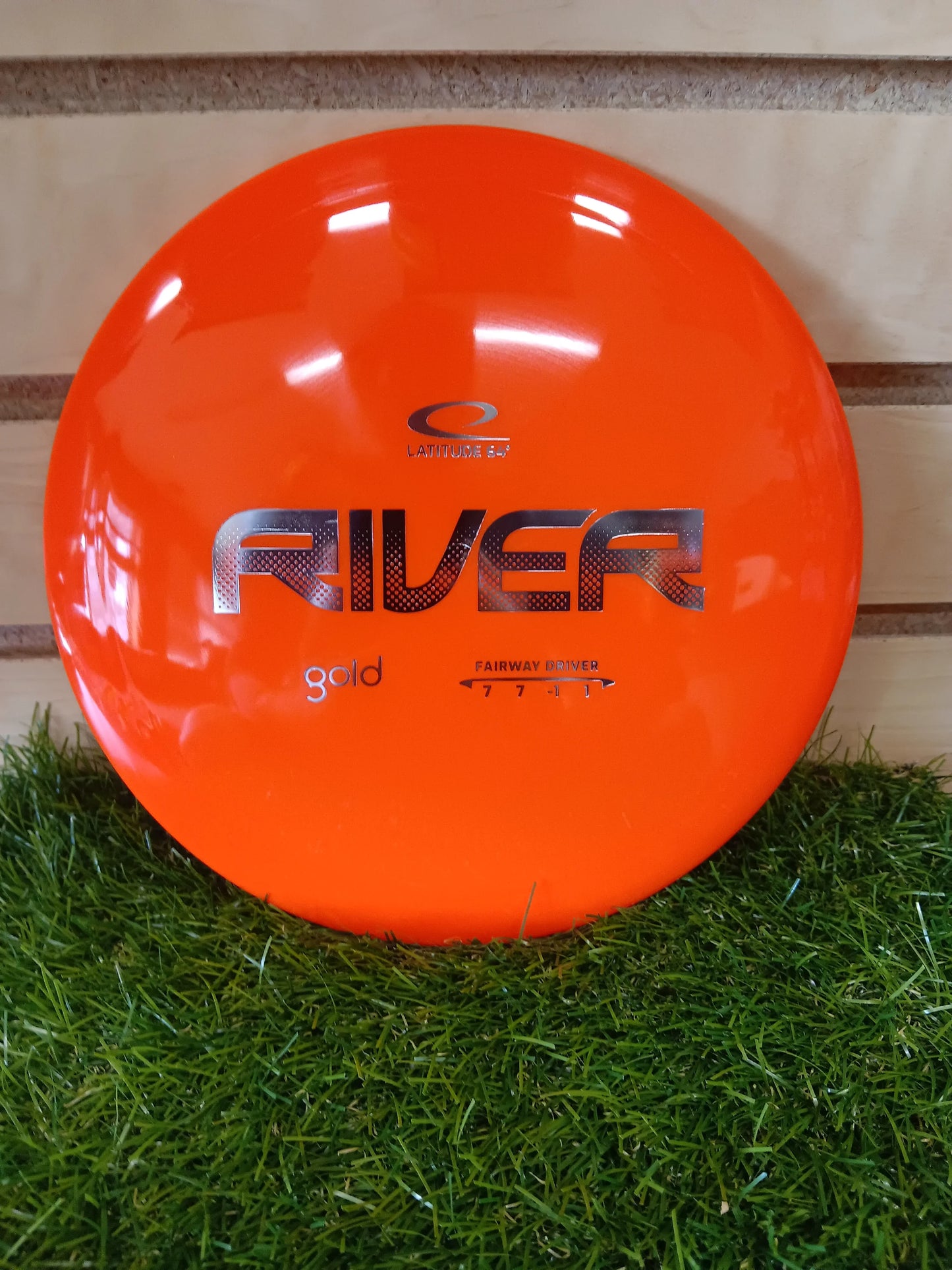 Latitude 64 Gold River - DiscIn