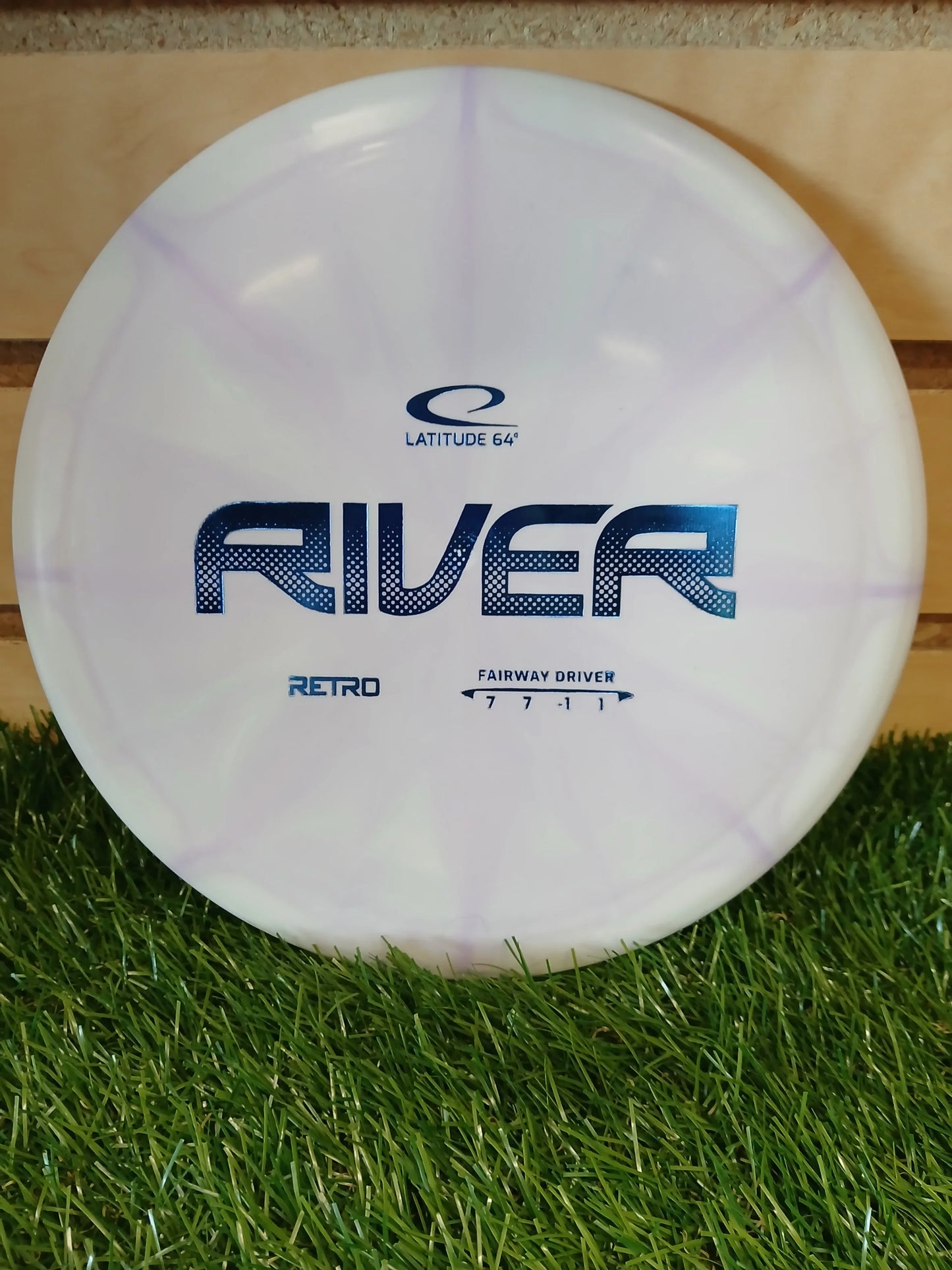 Latitude 64 Retro River - DiscIn