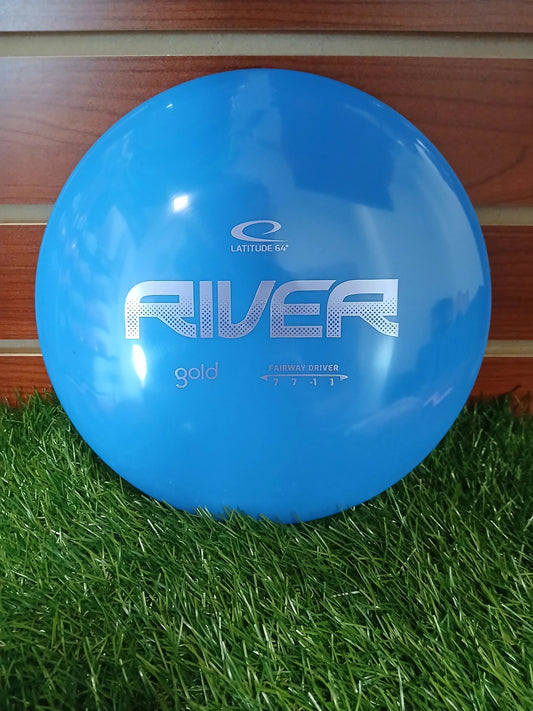 Fairway Drivers vs Distance Drivers: How to Choose the Right Control Driver in 2026