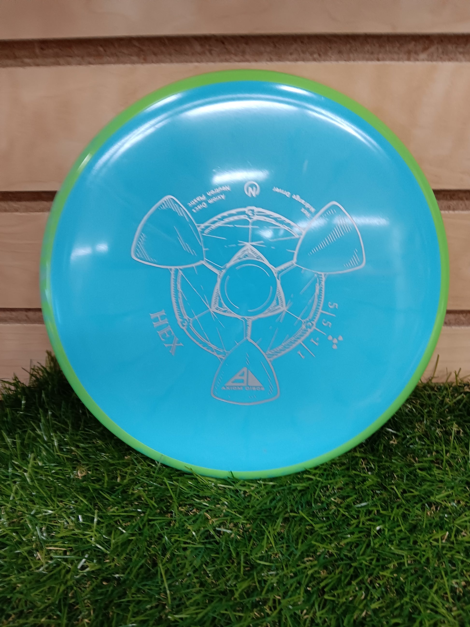 Axiom Neutron Hex - DiscIn