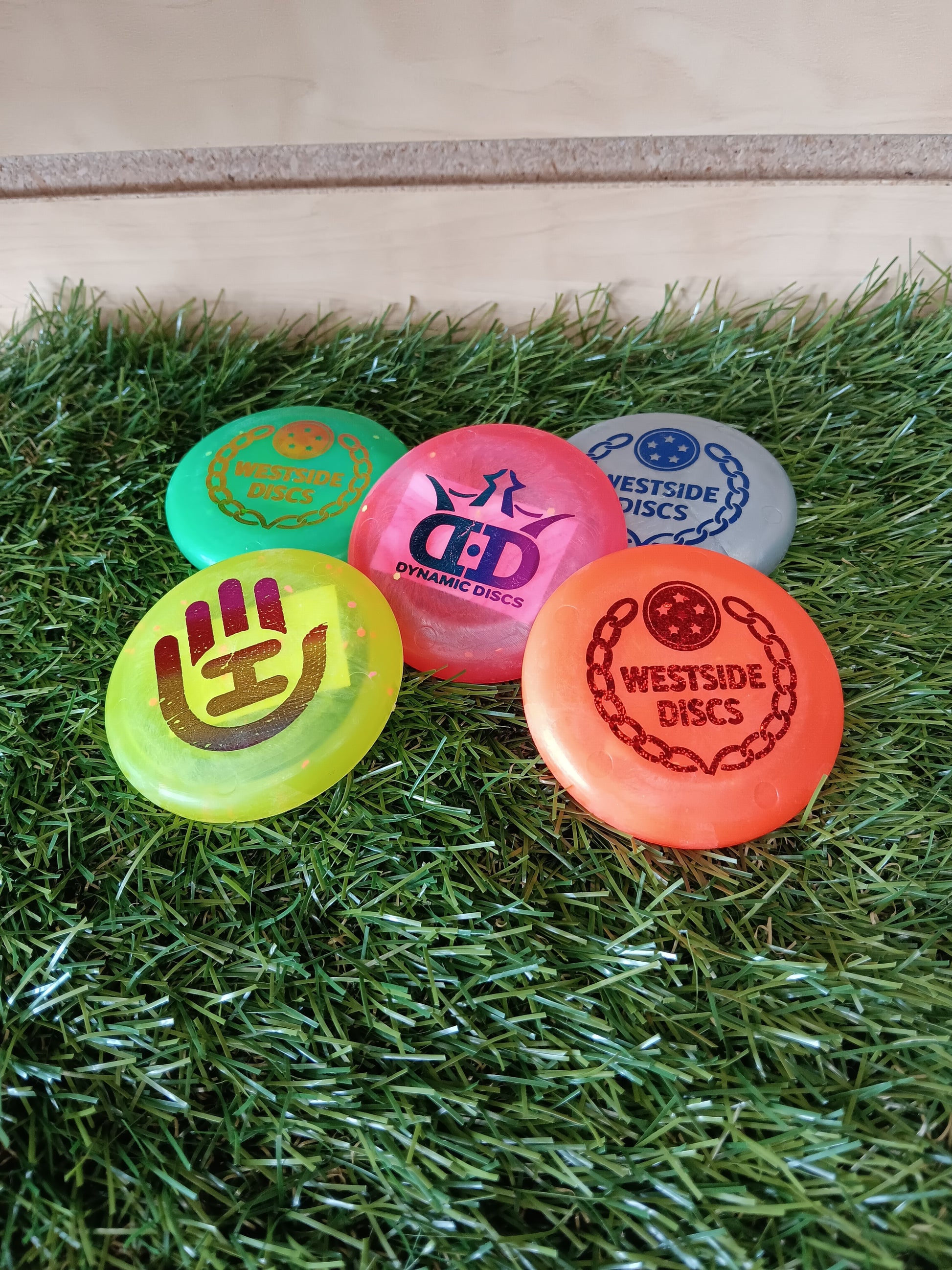 Assorted Can Topper - DiscIn