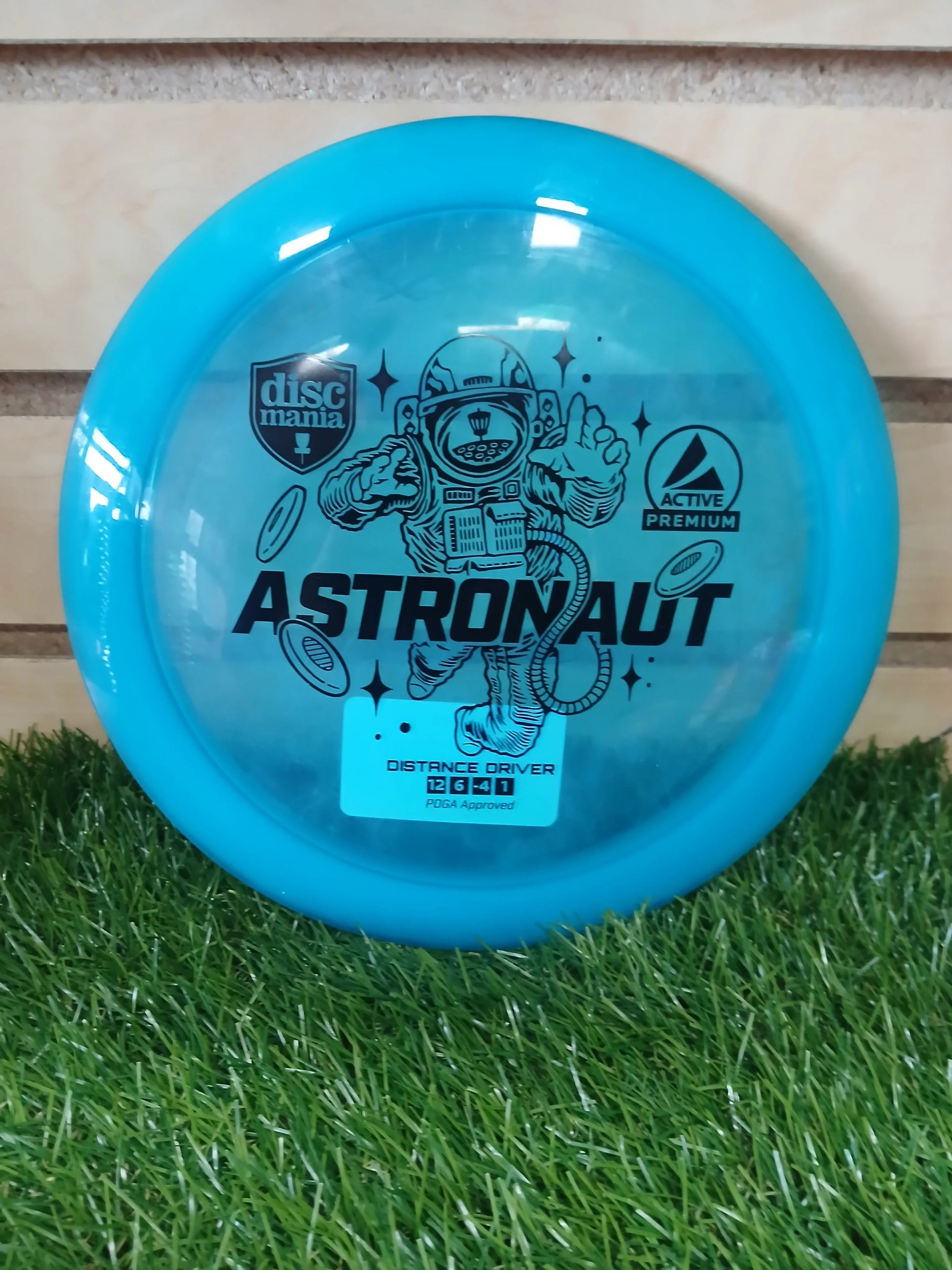 Discmania Active Premium Astronaut - DiscIn