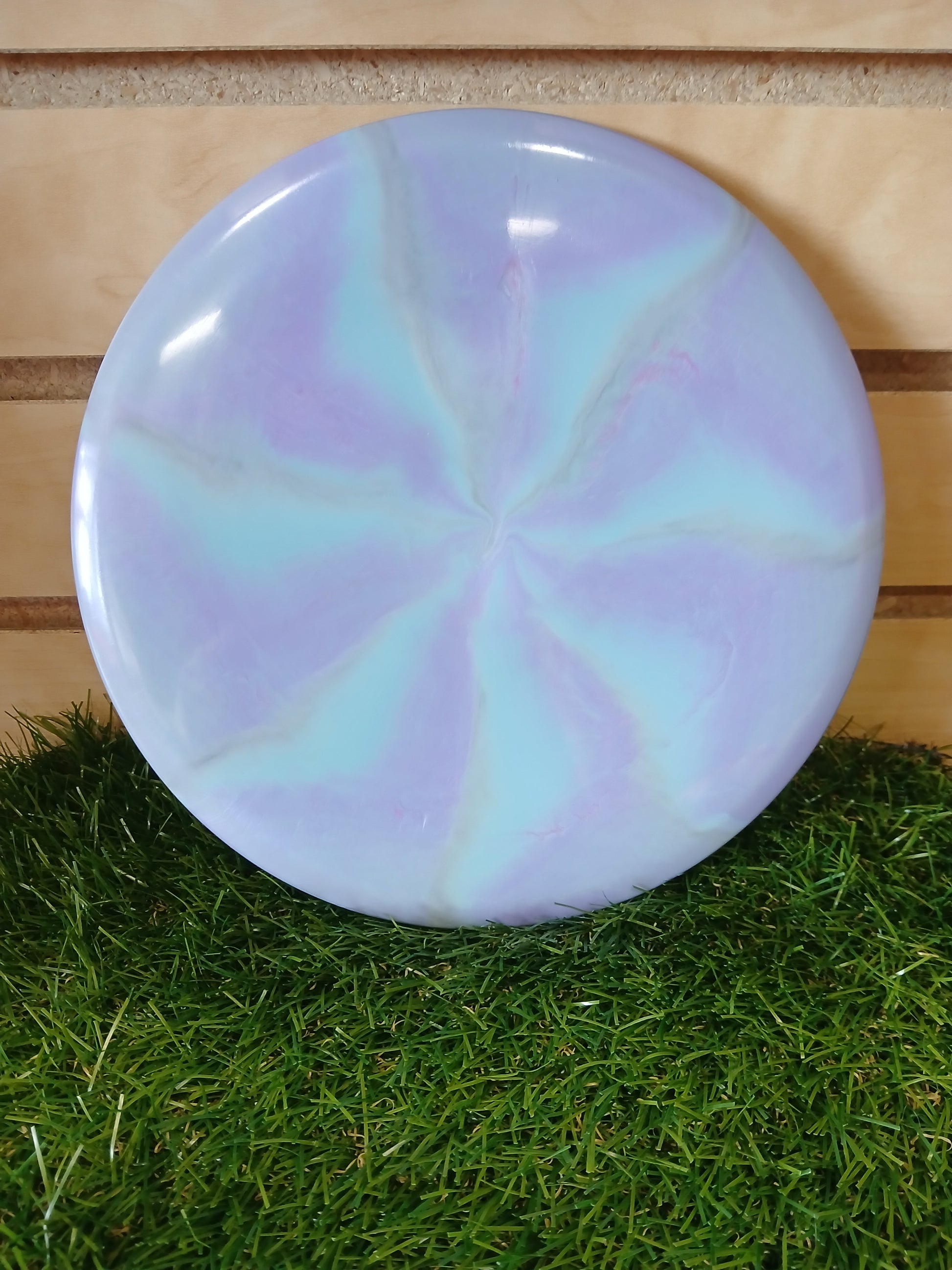 Discraft X Swirl Buzzz - DiscIn